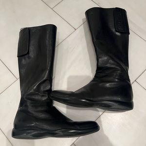 Vintage authentic Prada black leather calf height  back zip boot